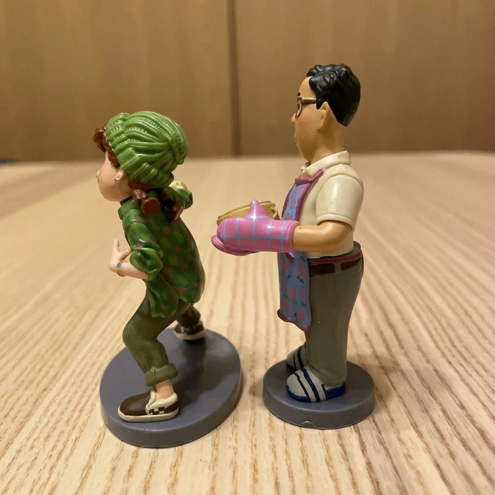 Disney Pixar Turning Red Jin Lee & Miriam Mendelsohn 3